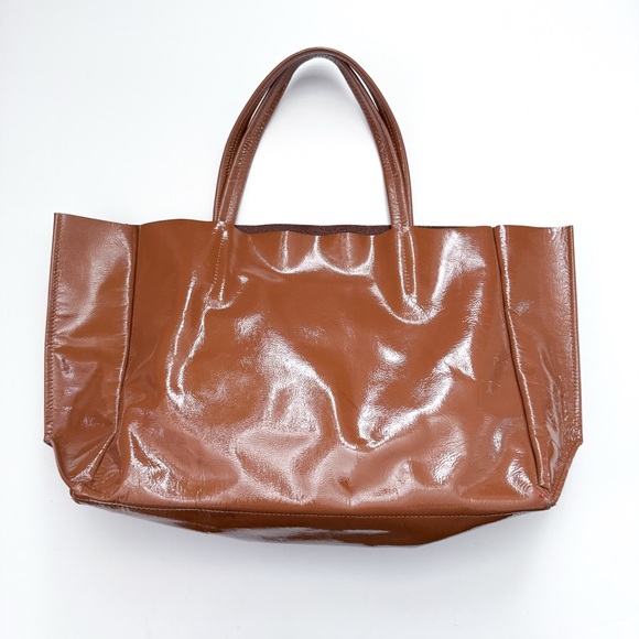Ampersand As Apostrophe Brown Shiny Patent Leather Tote Bag - Picture 5 of 10